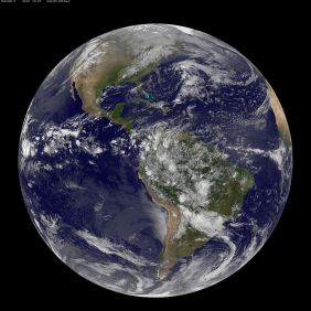 Вид на Северную и Южную Америку из космоса