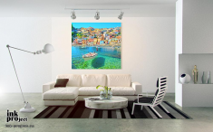 Постер «Чистая бухта с видом на прибрежный испанский городок» в интерьере